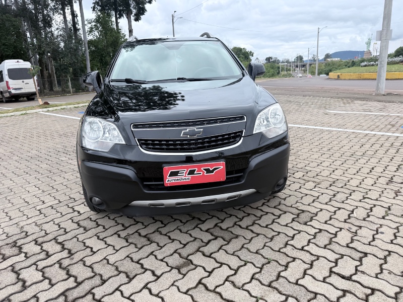 CHEVROLET CAPTIVA 2.4 ECOTEC FWD 2010/2010 ELY AUTOMÓVEIS LAJEADO / Carros no Vale