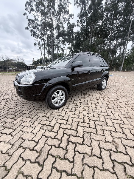 HYUNDAI TUCSON 2.0 16V AUT. 2008/2008 ELY AUTOMÓVEIS LAJEADO / Carros no Vale