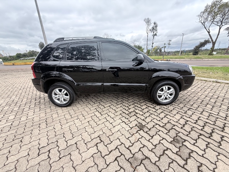 HYUNDAI TUCSON 2.0 16V AUT. 2008/2008 ELY AUTOMÓVEIS LAJEADO / Carros no Vale