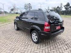 HYUNDAI TUCSON 2.0 16V AUT. 2008/2008 ELY AUTOMÓVEIS LAJEADO / Carros no Vale
