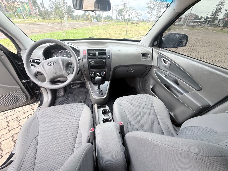 HYUNDAI TUCSON 2.0 16V AUT. 2008/2008 ELY AUTOMÓVEIS LAJEADO / Carros no Vale