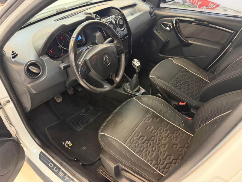 RENAULT OROCH DYNAMIQUE 1.6 2016/2016 LUCAS AUTOMÓVEIS BOM RETIRO DO SUL / Carros no Vale