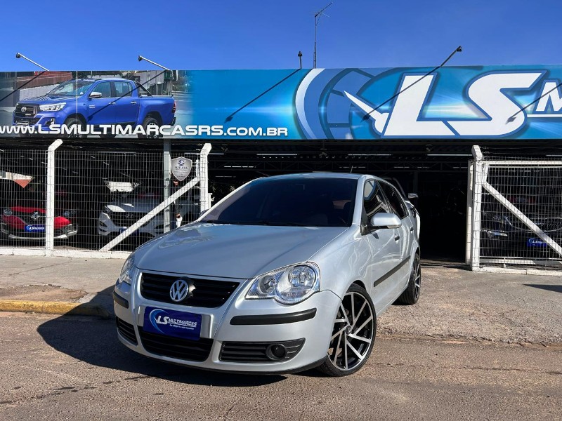 VOLKSWAGEN POLO 1.6 MI 8V 2010/2010 LS MULTIMARCAS VENÂNCIO AIRES / Carros no Vale
