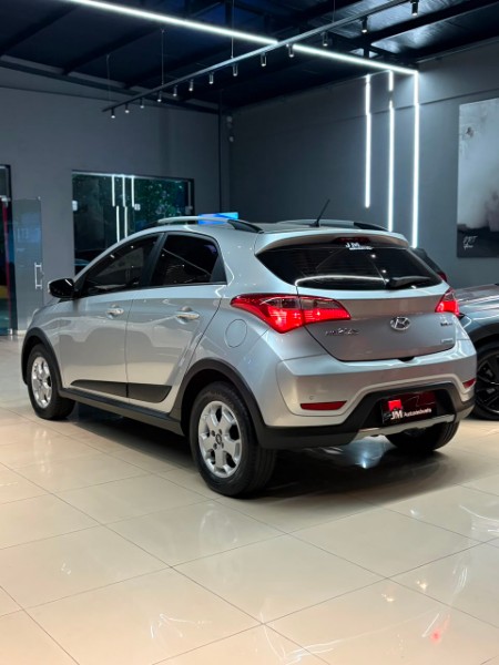 HYUNDAI HB20X 1.6 STYLE 16V 2014/2014 JM AUTOMÓVEIS VENÂNCIO AIRES / Carros no Vale