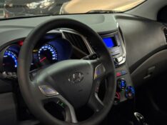 HYUNDAI HB20X 1.6 STYLE 16V 2014/2014 JM AUTOMÓVEIS VENÂNCIO AIRES / Carros no Vale