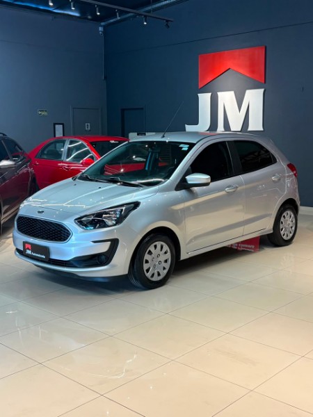 FORD KA 1.0 SE PLUS 2018/2019 JM AUTOMÓVEIS VENÂNCIO AIRES / Carros no Vale