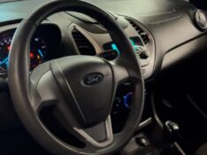FORD KA 1.0 SE PLUS 2018/2019 JM AUTOMÓVEIS VENÂNCIO AIRES / Carros no Vale