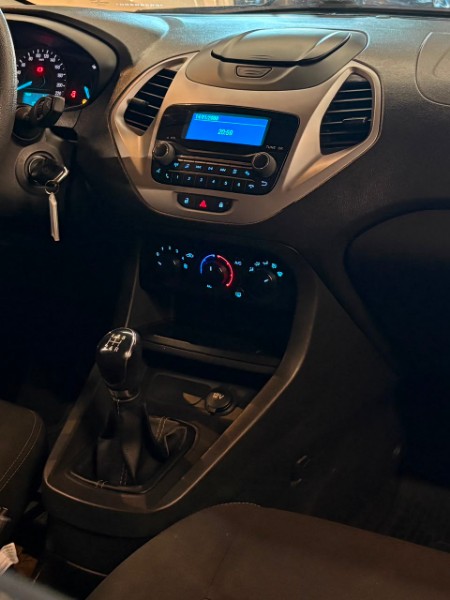 FORD KA 1.0 SE PLUS 2018/2019 JM AUTOMÓVEIS VENÂNCIO AIRES / Carros no Vale