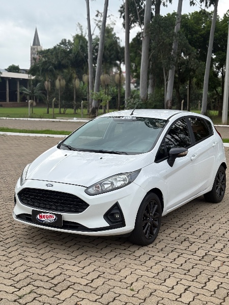 FORD FIESTA 1.0 ECOBOOST TITANIUM PLUS HATCH 12V GASOLINA 4P POWERSHIFT /2018 NEURI VEÍCULOS LAJEADO / Carros no Vale FORD FIESTA 1.0 ECOBOOST TITANIUM PLUS HATCH 12V GASOLINA 4P POWERSHIFT /2018 NEURI VEÍCULOS LAJEADO / Carros no Vale