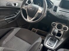 FORD FIESTA 1.0 ECOBOOST TITANIUM PLUS HATCH 12V GASOLINA 4P POWERSHIFT /2018 NEURI VEÍCULOS LAJEADO / Carros no Vale