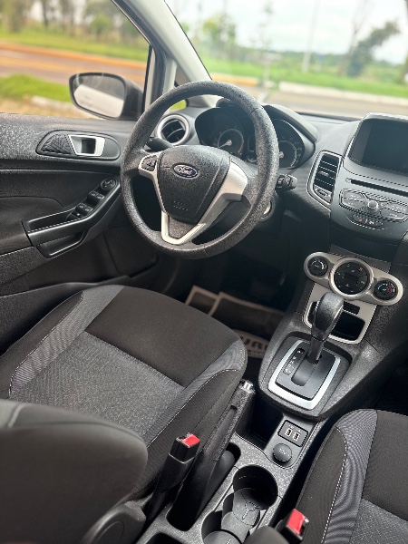 FORD FIESTA 1.0 ECOBOOST TITANIUM PLUS HATCH 12V GASOLINA 4P POWERSHIFT /2018 NEURI VEÍCULOS LAJEADO / Carros no Vale FORD FIESTA 1.0 ECOBOOST TITANIUM PLUS HATCH 12V GASOLINA 4P POWERSHIFT /2018 NEURI VEÍCULOS LAJEADO / Carros no Vale