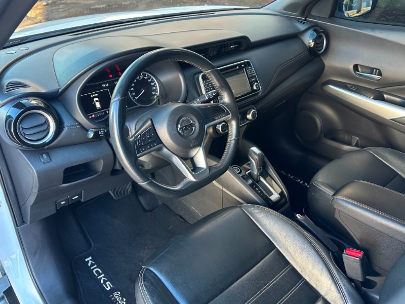 NISSAN KICKS RIO 1.6 2016/2017 SÉTIMA VEÍCULOS GUAPORÉ / Carros no Vale