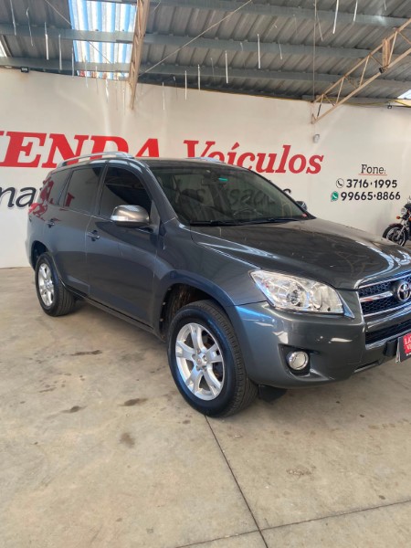 TOYOTA RAV-4 2.4 2011/2012 LAVENDA VEÍCULOS ARROIO DO MEIO / Carros no Vale