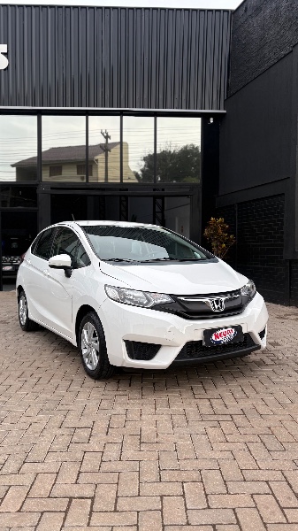 HONDA FIT 1.5 EX 16V FLEX 4P AUTOMÁTICO 2015/2015 NEURI VEÍCULOS LAJEADO / Carros no Vale HONDA FIT 1.5 EX 16V FLEX 4P AUTOMÁTICO 2015/2015 NEURI VEÍCULOS LAJEADO / Carros no Vale