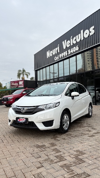 HONDA FIT 1.5 EX 16V FLEX 4P AUTOMÁTICO 2015/2015 NEURI VEÍCULOS LAJEADO / Carros no Vale HONDA FIT 1.5 EX 16V FLEX 4P AUTOMÁTICO 2015/2015 NEURI VEÍCULOS LAJEADO / Carros no Vale