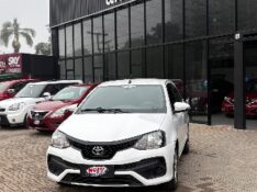 TOYOTA ETIOS 1.5 X PLUS 16V 2020 2020/2020 NEURI VEÍCULOS LAJEADO / Carros no Vale