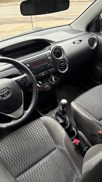 TOYOTA ETIOS 1.5 X PLUS 16V 2020 2020/2020 NEURI VEÍCULOS LAJEADO / Carros no Vale