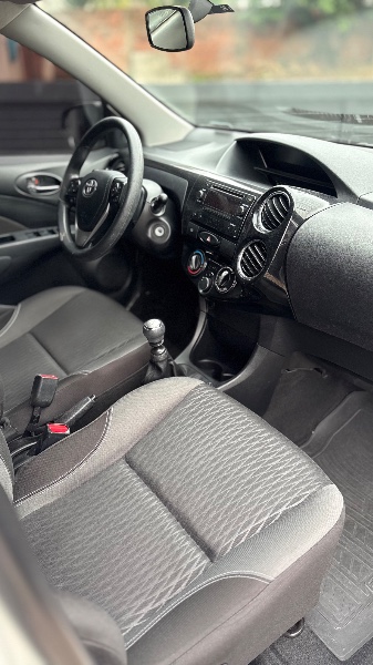 TOYOTA ETIOS 1.5 X PLUS 16V 2020 2020/2020 NEURI VEÍCULOS LAJEADO / Carros no Vale