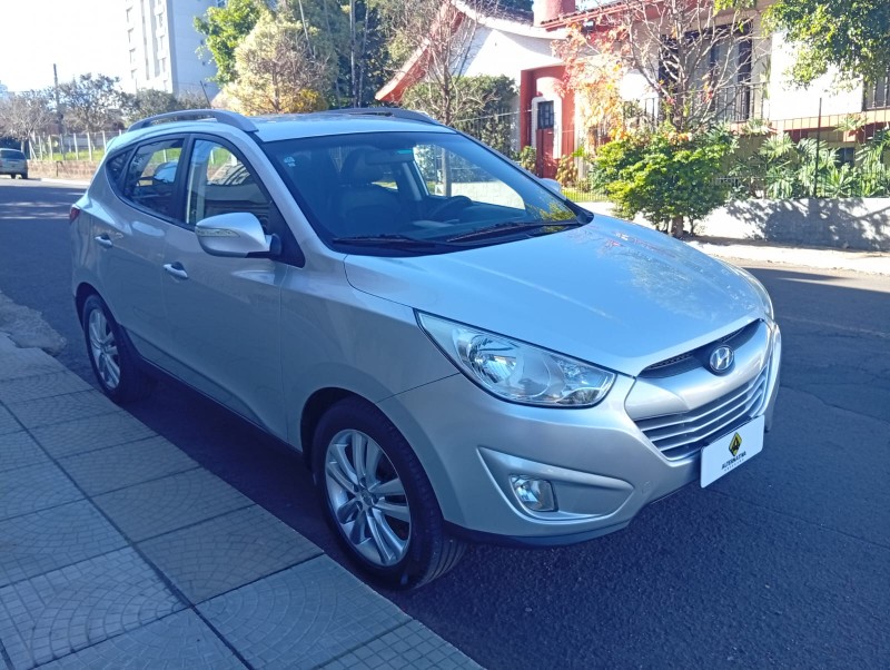 HYUNDAI IX 35 2.0 2013/2014 ALTERNATIVA VEÍCULOS LAJEADO / Carros no Vale HYUNDAI IX 35 2.0 2013/2014 ALTERNATIVA VEÍCULOS LAJEADO / Carros no Vale