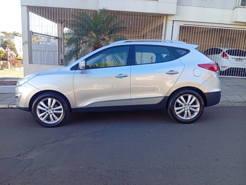 HYUNDAI IX 35 2.0 2013/2014 ALTERNATIVA VEÍCULOS LAJEADO / Carros no Vale HYUNDAI IX 35 2.0 2013/2014 ALTERNATIVA VEÍCULOS LAJEADO / Carros no Vale