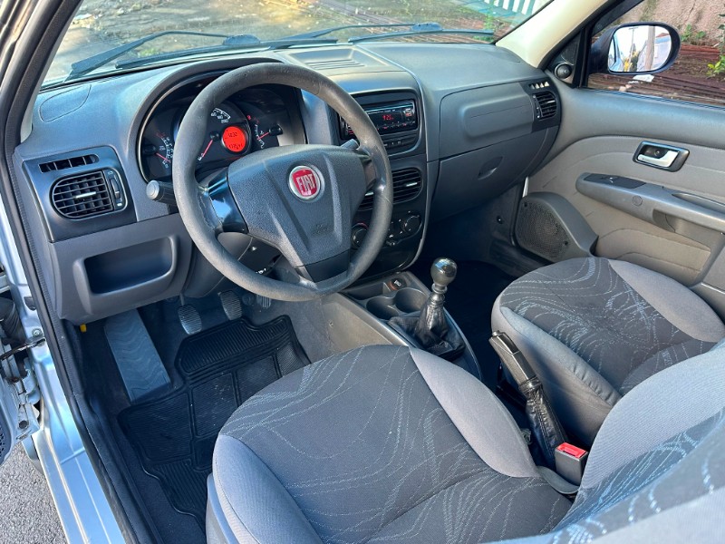 FIAT STRADA WORKING 1.4 8V FIRE CS 2014/2015 SÉTIMA VEÍCULOS GUAPORÉ / Carros no Vale