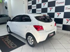CHEVROLET ONIX 1.0 LT 2018/2018 TIAGO AUTOMÓVEIS VENÂNCIO AIRES / Carros no Vale
