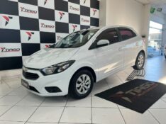 CHEVROLET ONIX 1.0 LT 2018/2018 TIAGO AUTOMÓVEIS VENÂNCIO AIRES / Carros no Vale