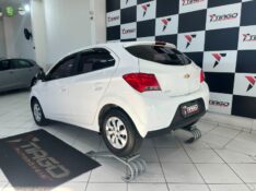 CHEVROLET ONIX 1.0 LT 2018/2018 TIAGO AUTOMÓVEIS VENÂNCIO AIRES / Carros no Vale