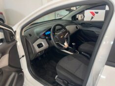 CHEVROLET ONIX 1.0 LT 2018/2018 TIAGO AUTOMÓVEIS VENÂNCIO AIRES / Carros no Vale