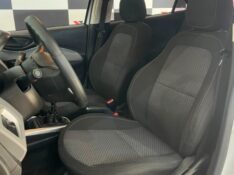 CHEVROLET ONIX 1.0 LT 2018/2018 TIAGO AUTOMÓVEIS VENÂNCIO AIRES / Carros no Vale