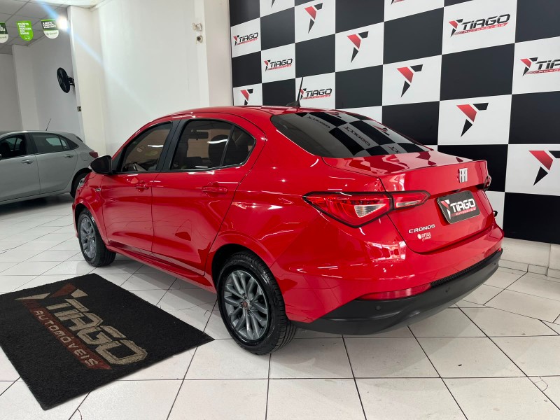 FIAT CRONOS 1.3 8V 2019 2019/2019 TIAGO AUTOMÓVEIS VENÂNCIO AIRES / Carros no Vale
