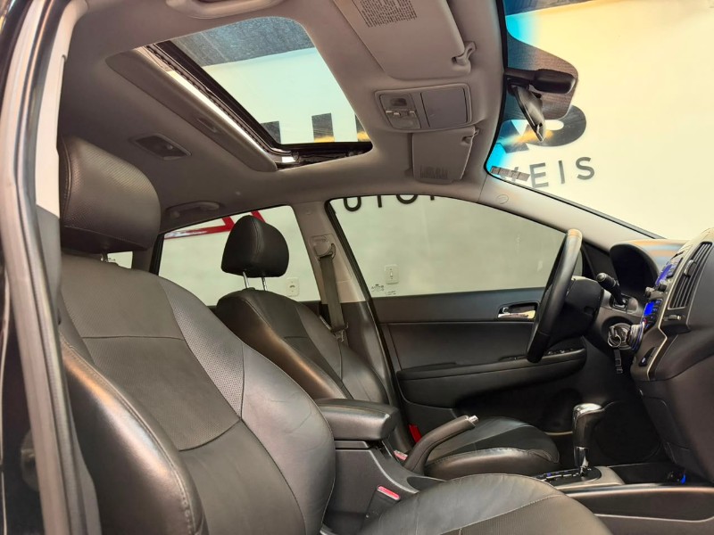 HYUNDAI I30 GLS 2.0 2011/2011 LUCAS AUTOMÓVEIS BOM RETIRO DO SUL / Carros no Vale
