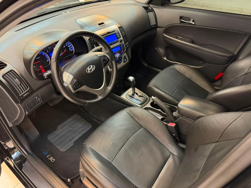 HYUNDAI I30 GLS 2.0 2011/2011 LUCAS AUTOMÓVEIS BOM RETIRO DO SUL / Carros no Vale