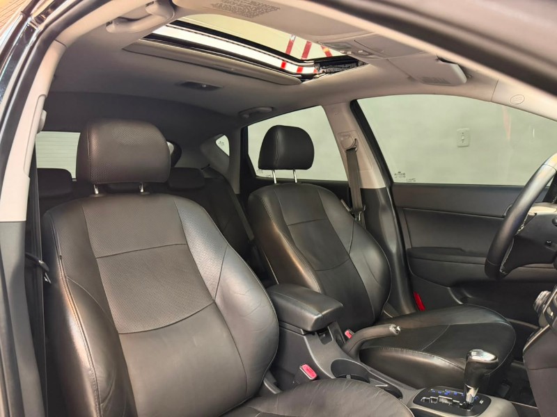 HYUNDAI I30 GLS 2.0 2011/2011 LUCAS AUTOMÓVEIS BOM RETIRO DO SUL / Carros no Vale