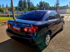 TOYOTA COROLLA XLI 1.6 2005/2005 CRUZEIRO MULTIMARCAS CRUZEIRO DO SUL / Carros no Vale