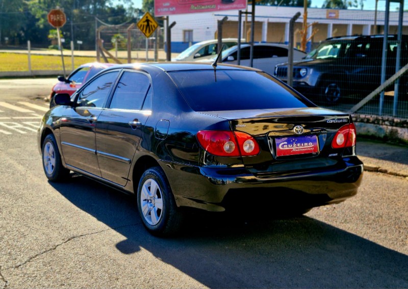 TOYOTA COROLLA XLI 1.6 2005/2005 CRUZEIRO MULTIMARCAS CRUZEIRO DO SUL / Carros no Vale