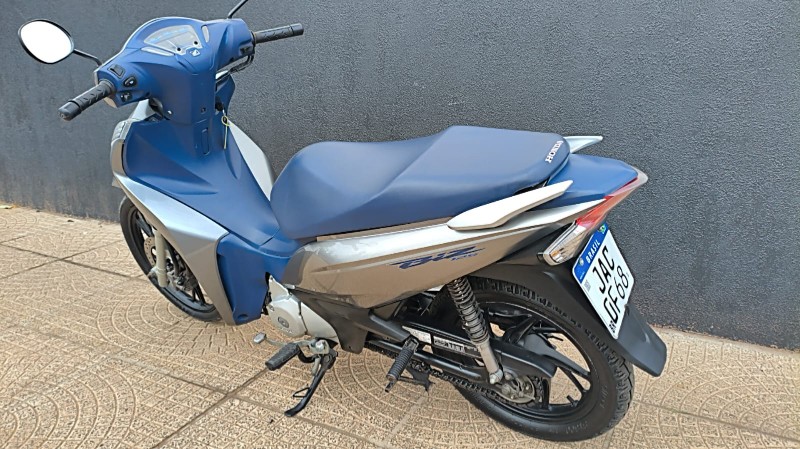 HONDA MOTOS BIZ 125 FLEX 2020/2020 ADRIANO VEÍCULOS CRUZEIRO DO SUL / Carros no Vale HONDA MOTOS BIZ 125 FLEX 2020/2020 ADRIANO VEÍCULOS CRUZEIRO DO SUL / Carros no Vale