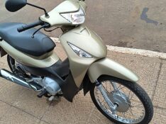 HONDA MOTOS BIZ 125 ES 2010/2010 ADRIANO VEÍCULOS CRUZEIRO DO SUL / Carros no Vale