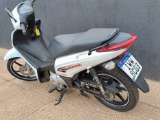 HONDA MOTOS BIZ 125 EX 2015/2015 ADRIANO VEÍCULOS CRUZEIRO DO SUL / Carros no Vale