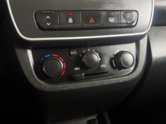 RENAULT KWID ZEN 1.0 12V 2020 2019/2020 DUARTE VEÍCULOS PORTO ALEGRE / Carros no Vale
