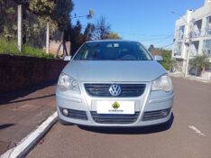 VOLKSWAGEN POLO 1.6 SEDAN 2008/2008 ALTERNATIVA VEÍCULOS LAJEADO / Carros no Vale