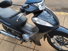 HONDA MOTOS BIZ 125 EX 2011/2011 ADRIANO VEÍCULOS CRUZEIRO DO SUL / Carros no Vale