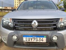 RENAULT DUSTER DYNAMIQUE 2.0 FLEX 16V AUT. 2013/2014 ADRIANO VEÍCULOS CRUZEIRO DO SUL / Carros no Vale