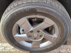 RENAULT DUSTER DYNAMIQUE 2.0 FLEX 16V AUT. 2013/2014 ADRIANO VEÍCULOS CRUZEIRO DO SUL / Carros no Vale