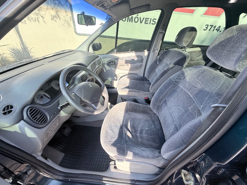 RENAULT SCENIC 1.6 EXPRESSION 16V 2007/2007 ELY AUTOMÓVEIS LAJEADO / Carros no Vale