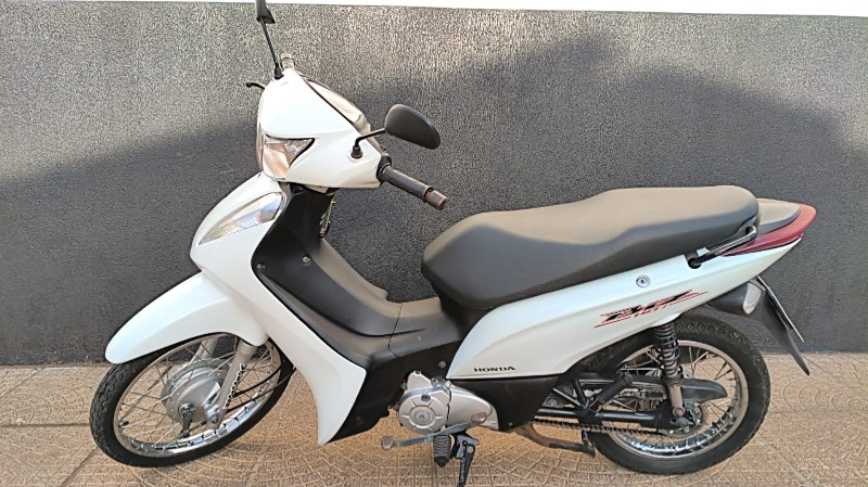 HONDA MOTOS BIZ 110I 2017/2017 ADRIANO VEÍCULOS CRUZEIRO DO SUL / Carros no Vale HONDA MOTOS BIZ 110I 2017/2017 ADRIANO VEÍCULOS CRUZEIRO DO SUL / Carros no Vale