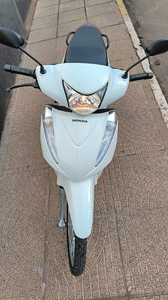 HONDA MOTOS BIZ 110I 2017/2017 ADRIANO VEÍCULOS CRUZEIRO DO SUL / Carros no Vale HONDA MOTOS BIZ 110I 2017/2017 ADRIANO VEÍCULOS CRUZEIRO DO SUL / Carros no Vale