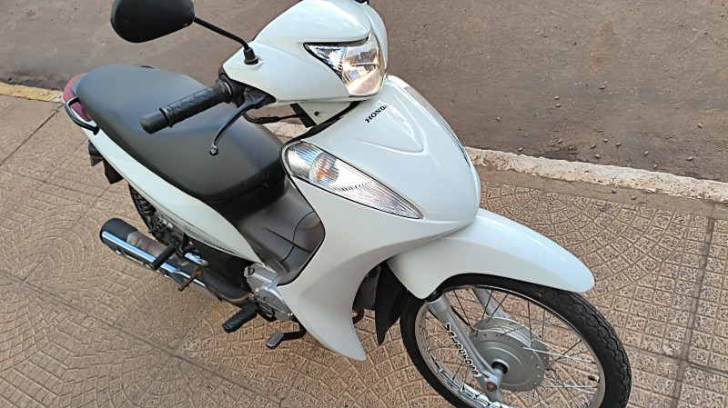 HONDA MOTOS BIZ 110I 2017/2017 ADRIANO VEÍCULOS CRUZEIRO DO SUL / Carros no Vale HONDA MOTOS BIZ 110I 2017/2017 ADRIANO VEÍCULOS CRUZEIRO DO SUL / Carros no Vale