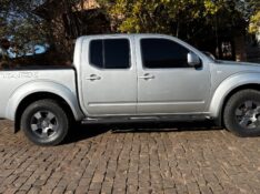 NISSAN FRONTIER 2.5 S 4X4 CD TURBO ELETRONIC DIESEL 4P MANUAL 2013/2014 COMPLETO VEÍCULOS GUAPORÉ / Carros no Vale