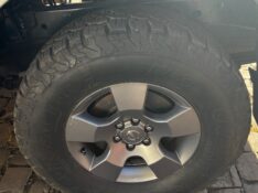 NISSAN FRONTIER 2.5 S 4X4 CD TURBO ELETRONIC DIESEL 4P MANUAL 2013/2014 COMPLETO VEÍCULOS GUAPORÉ / Carros no Vale